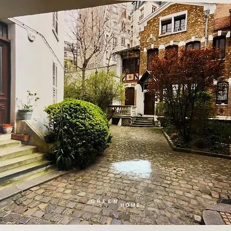 T2 Charmant, Chaleureux Et Calme *